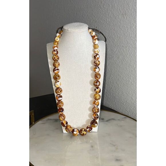 Necklace acrylic beads graduated caramel butterscotch EUC contemporary 13” - Picture 1 of 4